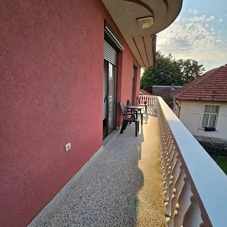 Aleks Apartament